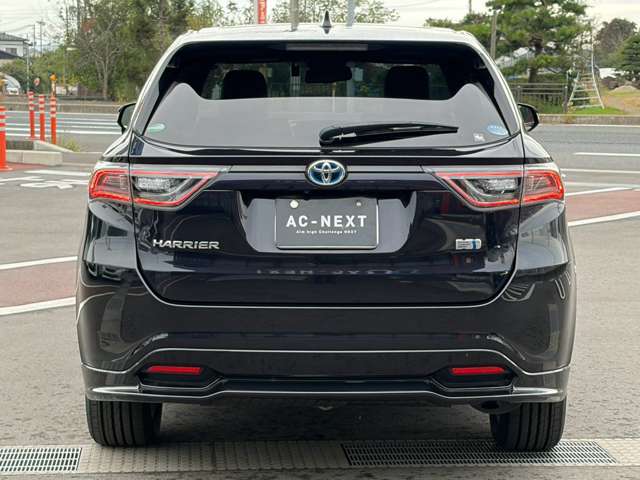 Toyota Harrier 6