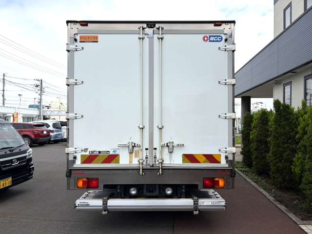 Hino Ranger 8
