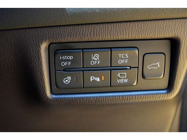 Mazda CX-8 10