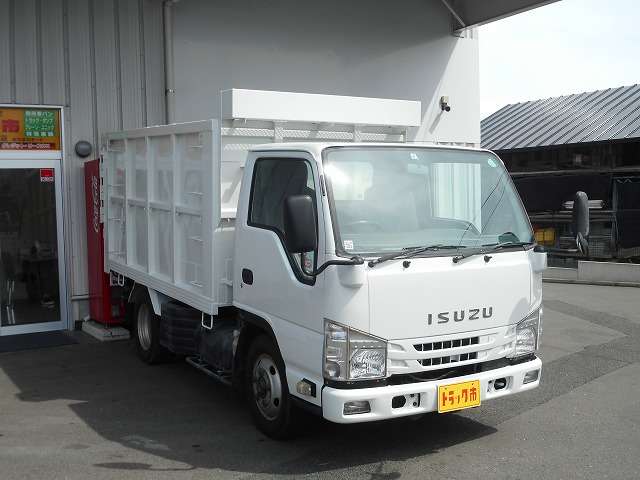 Isuzu Elf 4