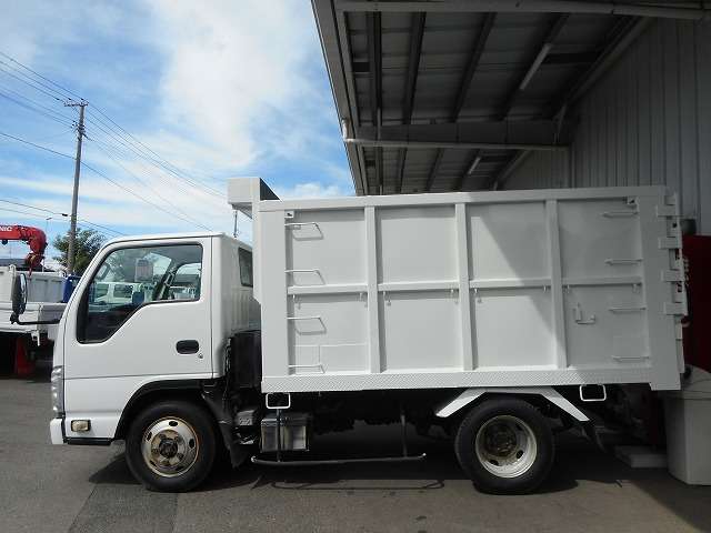 Isuzu Elf 6
