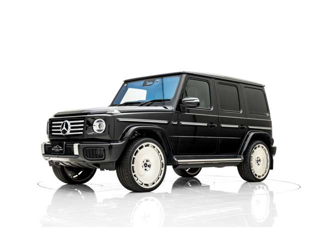 Mercedes-Benz G-Class 4