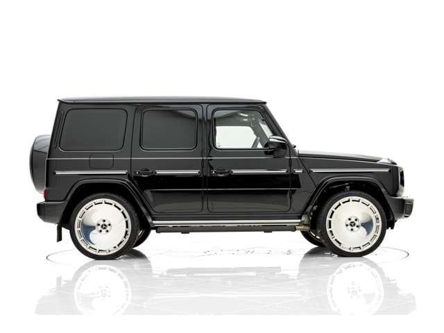 Mercedes-Benz G-Class 9