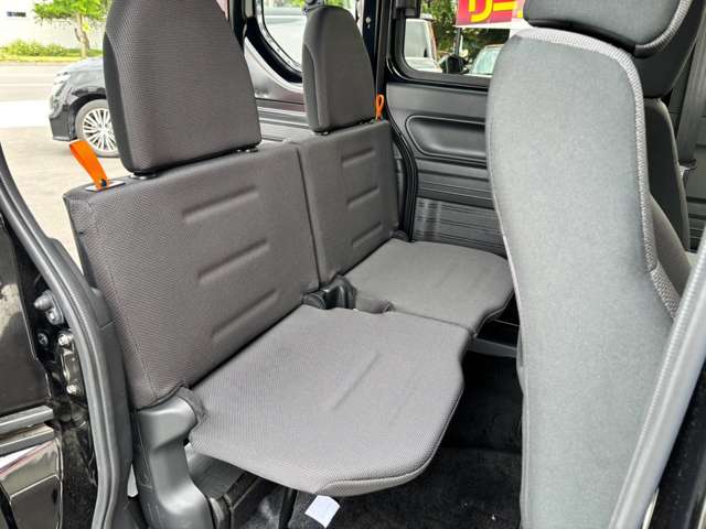 Honda N-VAN 12