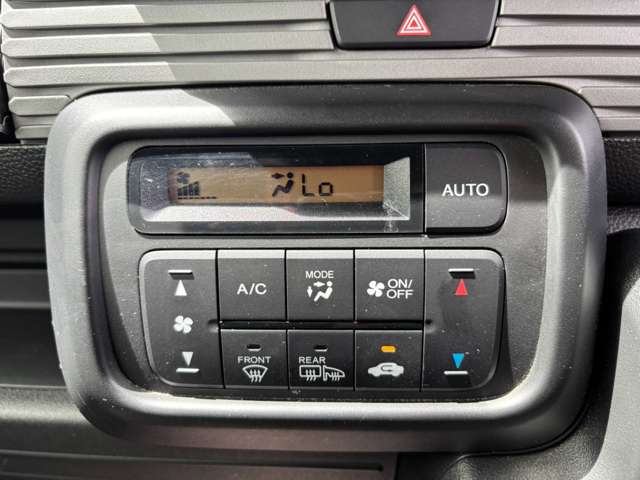 Honda N-VAN 8