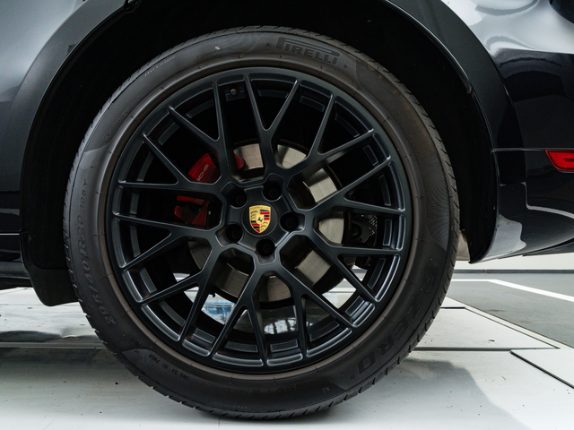 Porsche Macan 6