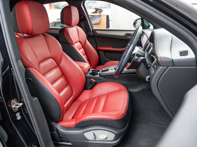 Porsche Macan 7