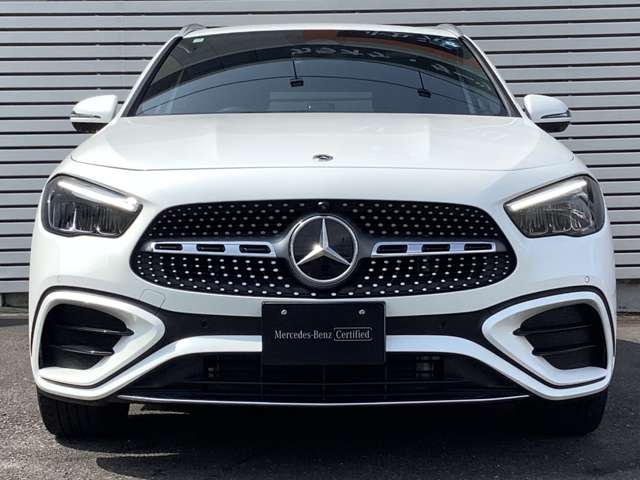 Mercedes-Benz GLA-Class 3