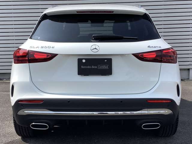 Mercedes-Benz GLA-Class 5