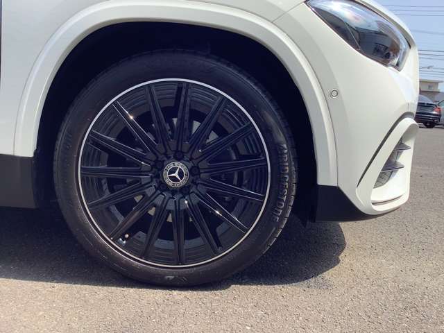 Mercedes-Benz GLA-Class 9