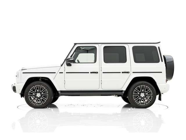 Mercedes-Benz G-Class 4
