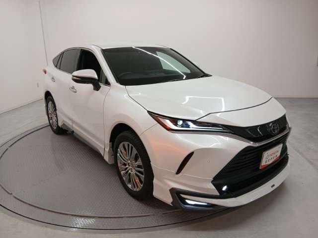 Toyota Harrier 3
