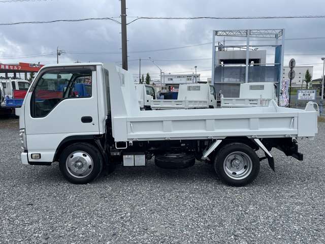 Isuzu Elf 6