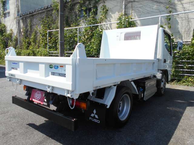 Mitsubishi Fuso Canter 8