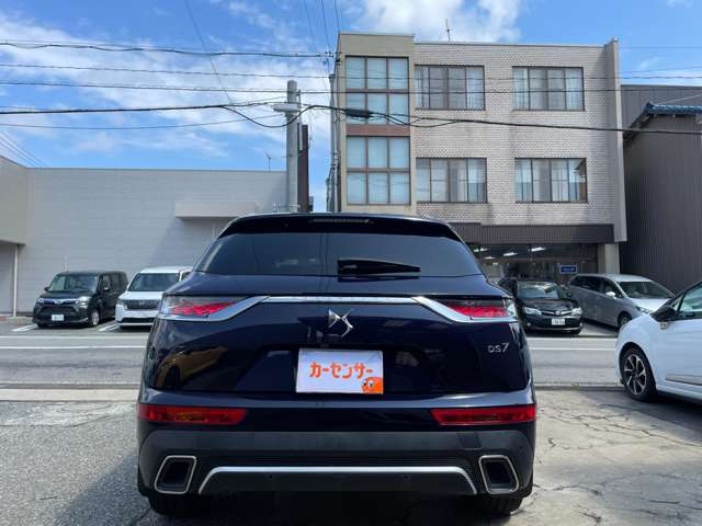 DS Automobiles DS 7 Crossback 10