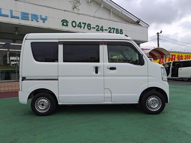 Nissan NV100 Clipper 11
