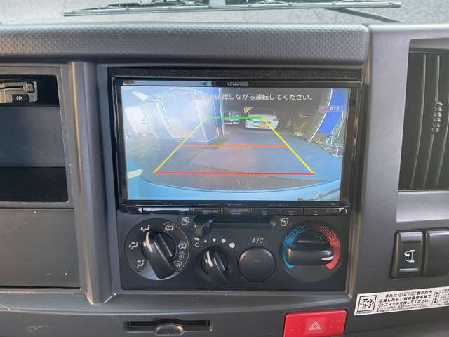Isuzu Elf 10
