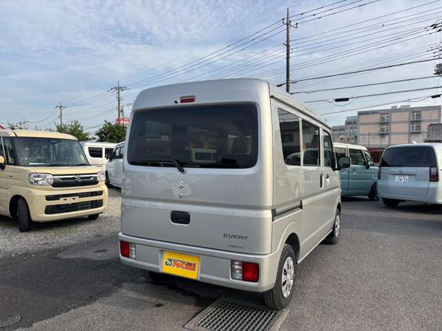 Suzuki Every 8