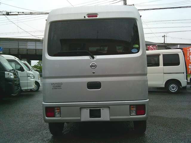 Nissan NV100 Clipper 7