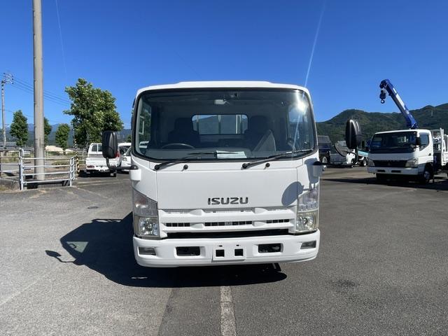 Isuzu Elf 3