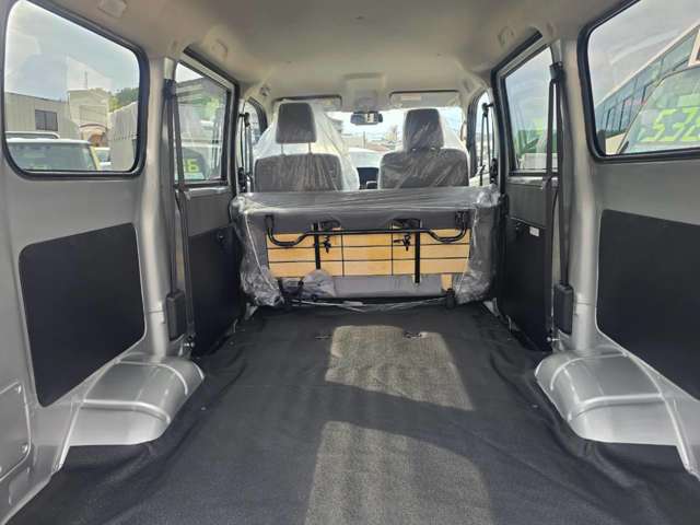 Daihatsu グランマックスカーゴ 4