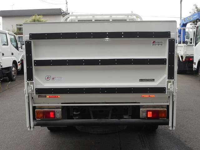 Hino Dutro 7