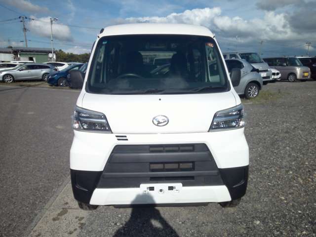 Daihatsu Hijet Cargo 2