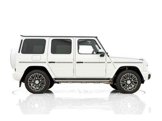 Mercedes-Benz G-Class 8