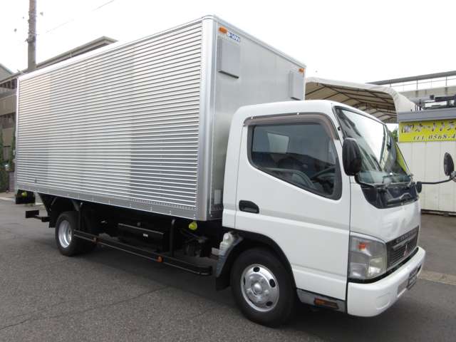 Mitsubishi Fuso Canter 11