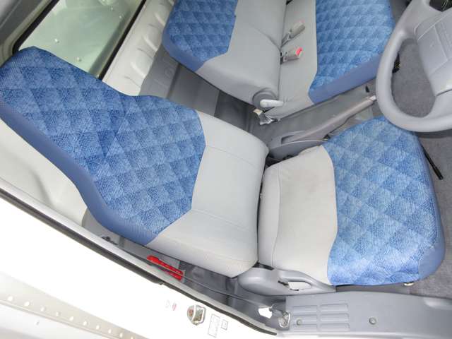 Mitsubishi Fuso Canter 7