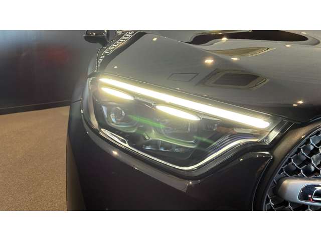 Mercedes-Benz GLC 12