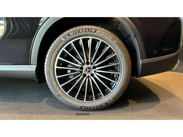 Mercedes-Benz GLC 7
