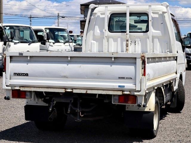Mazda Bongo Truck 3