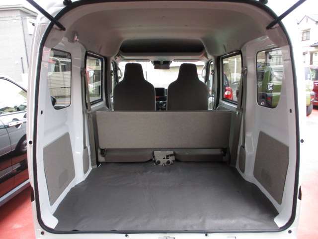 Suzuki Every 12