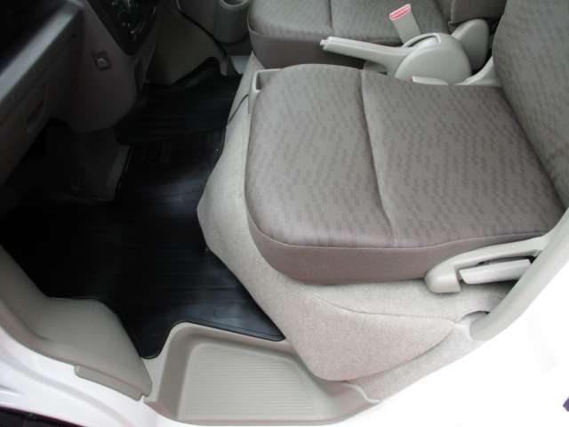 Suzuki Every 8