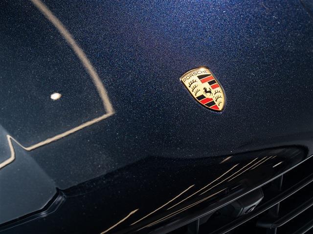 Porsche Macan 9