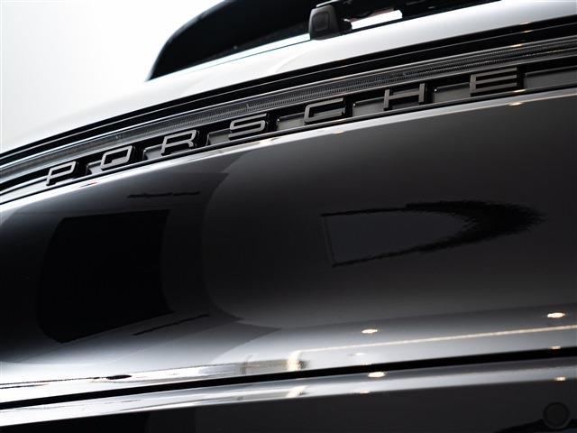 Porsche Macan 10