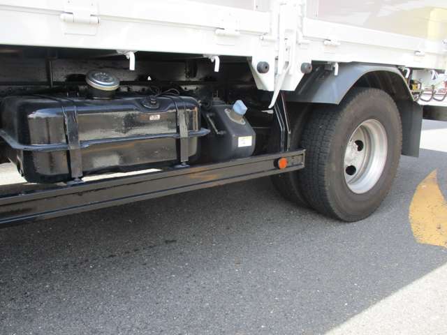 Mitsubishi Fuso Fighter 11