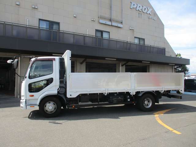 Mitsubishi Fuso Fighter 8