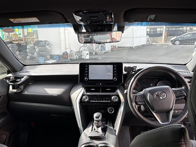 Toyota Harrier 2