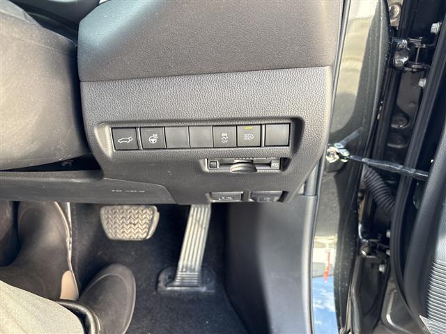 Toyota Harrier 6