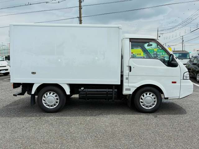 Mazda Bongo Truck 5