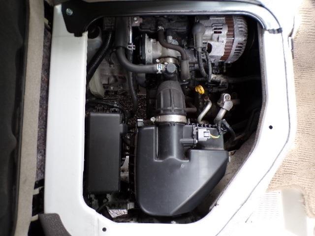 Nissan NV100 Clipper 11
