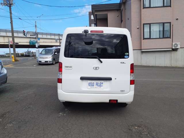 Toyota Town Ace Van 8