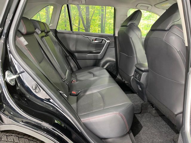 Toyota RAV4 11