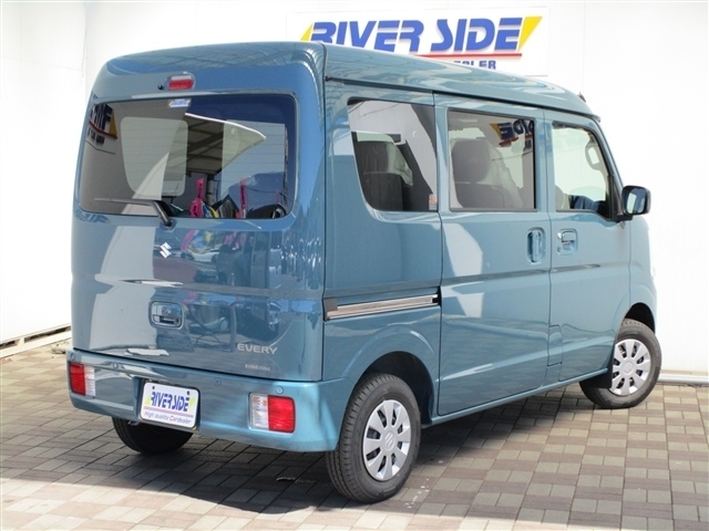 Suzuki Every 6