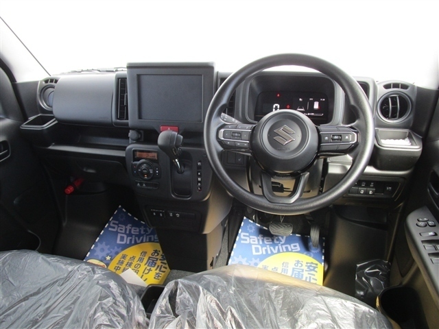 Suzuki Every 8
