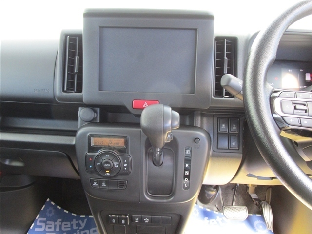 Suzuki Every 9