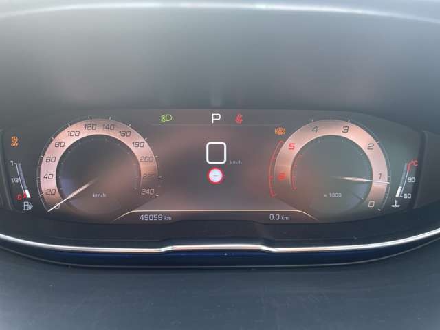 Peugeot 5008 6