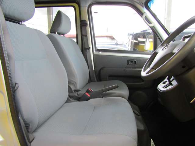 Daihatsu Hijet Deck Van 6